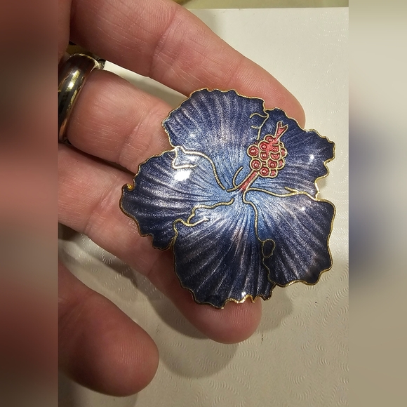 Vintage Enamel Purple Flower Brooch Pin - Picture 2 of 6